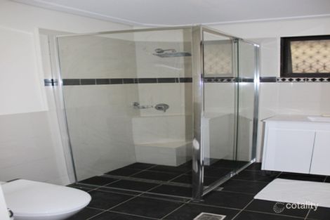 Property photo of 15 Phoenix Crescent Casula NSW 2170