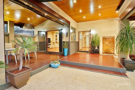 Property photo of 27 Crocker Way Innaloo WA 6018