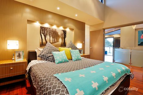Property photo of 27 Crocker Way Innaloo WA 6018