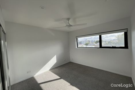 Property photo of 205/28 Wolseley Street Woolloongabba QLD 4102