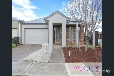 8 Fawkner Rd, Manor Lakes, VIC 3024