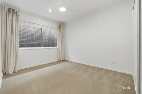 Property photo of 25 Jinibara Crescent Narangba QLD 4504