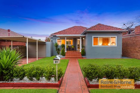 Property photo of 31 Central Road Beverly Hills NSW 2209