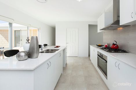 Property photo of 37 Wattleseed Avenue Treeby WA 6164