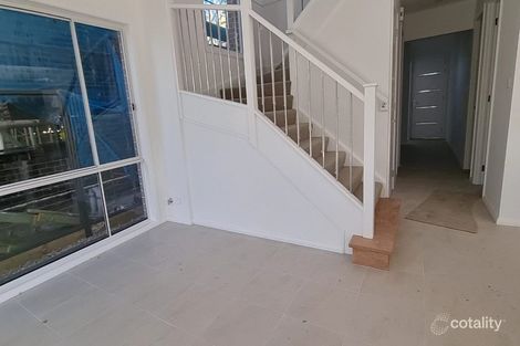 Property photo of 32 Ingall Loop Catherine Field NSW 2557