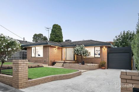 62 Roseland Gr, Doncaster, VIC 3108