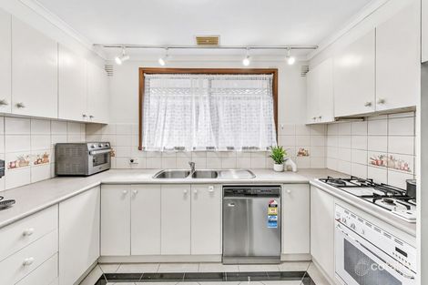 Property photo of 10 Bartley Place Springvale South VIC 3172