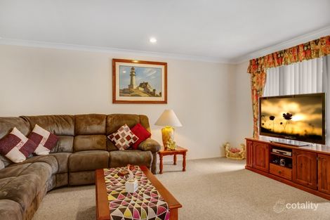 Property photo of 35 Teragalin Drive Chain Valley Bay NSW 2259
