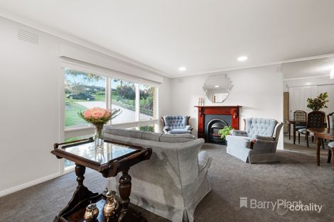 Property photo of 18 Harland Square Wantirna VIC 3152