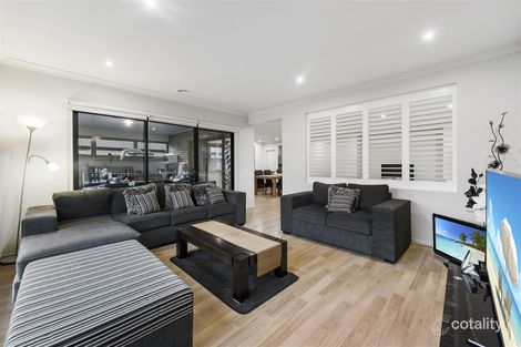 Property photo of 21 Dawkins Avenue Fraser Rise VIC 3336