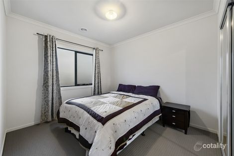 Property photo of 21 Dawkins Avenue Fraser Rise VIC 3336