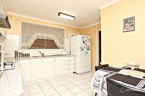 Property photo of 10 Barclay Close Gladstone Park VIC 3043