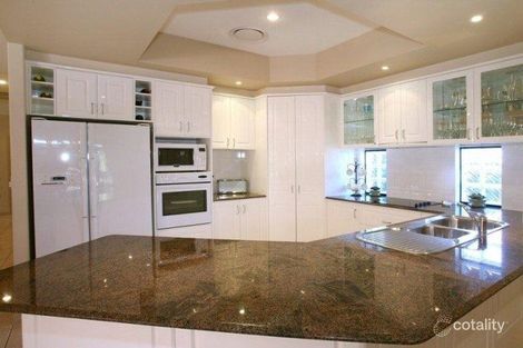 Property photo of 45 Highview Place Parkwood QLD 4214