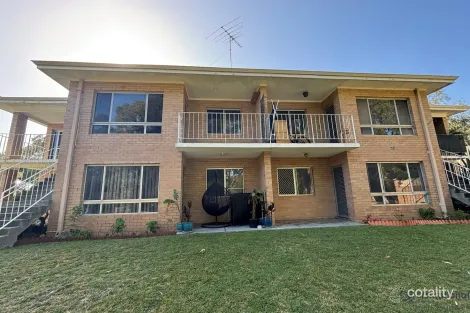32 Bussell Rd, Wembley Downs, WA 6019