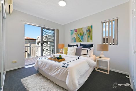 Property photo of 8/29 Seagull Avenue Mermaid Beach QLD 4218