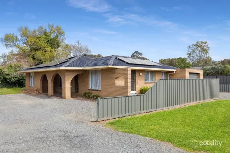 140 High St, Wedderburn, VIC 3518