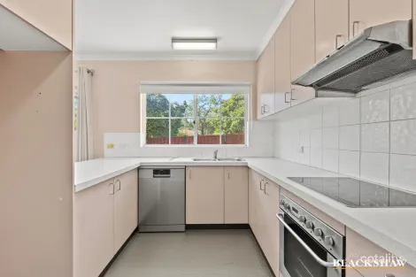 Property photo of 5/9 Torpy Place Jerrabomberra NSW 2619