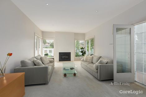 Property photo of 28 Virginia Street Mount Waverley VIC 3149