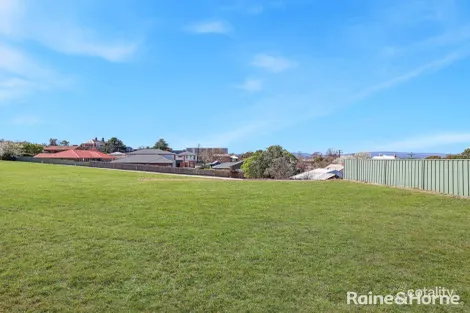 225c Peel St, Bathurst, NSW 2795