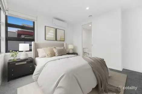 Property photo of 12 Hakea Place Keysborough VIC 3173