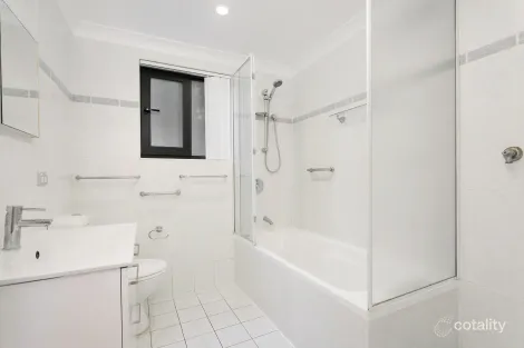 Property photo of 4/91 Howard Avenue Dee Why NSW 2099
