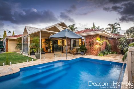 11 Lemongrass Gr, Woodvale, WA 6026