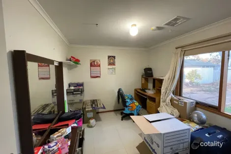Property photo of 11 Lobelia Drive Parafield Gardens SA 5107