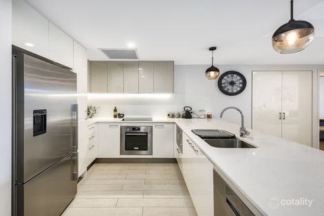 Property photo of 102/45 Shakespeare Street Coorparoo QLD 4151