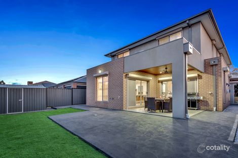 Property photo of 33 Admiration Drive Craigieburn VIC 3064