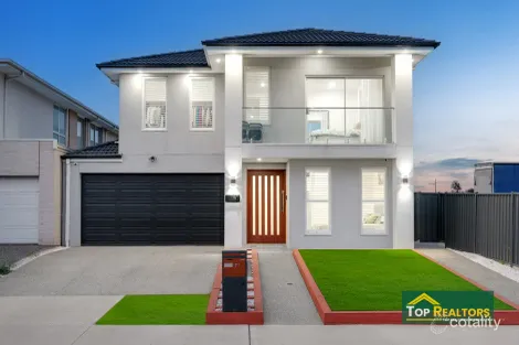 Property photo of 71 Stonehenge Drive Cobblebank VIC 3338