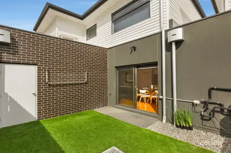 Property photo of 64 Teague Street Niddrie VIC 3042