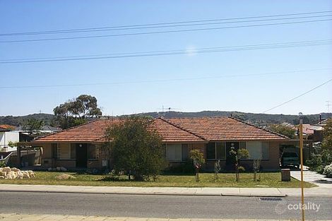 13b Hamilton Rd, Hamilton Hill, WA 6163