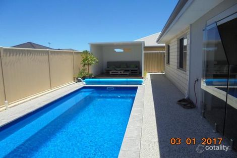 18 Adenine Bend, Piara Waters, WA 6112