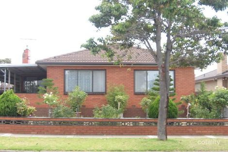 Property photo of 18 Kingsley Street St Albans VIC 3021