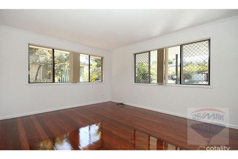 Property photo of 5 Tyrrell Road Jamboree Heights QLD 4074