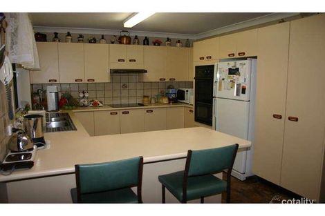 Property photo of 18 Bambara Avenue Summerland Point NSW 2259