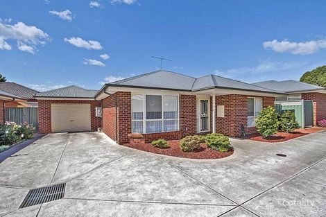 2/172 Oshanassy St, Sunbury, VIC 3429