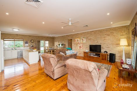 Property photo of 11 Halstead Close Scone NSW 2337