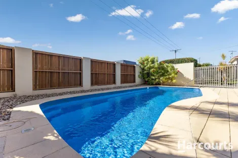 Property photo of 1/31 King Street Urangan QLD 4655