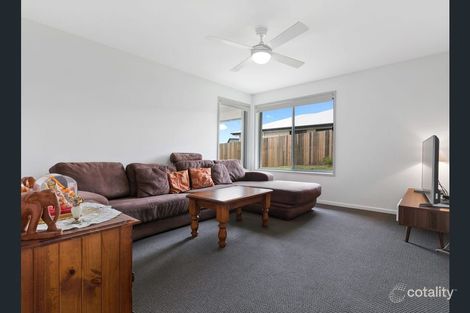 Property photo of 25 Altitude Drive Burnside QLD 4560