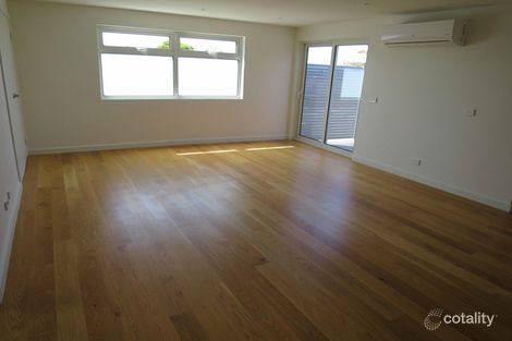 Property photo of 11/2C Walsh Street Ormond VIC 3204
