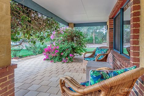 Property photo of 49 Stockmans Close Oakford WA 6121