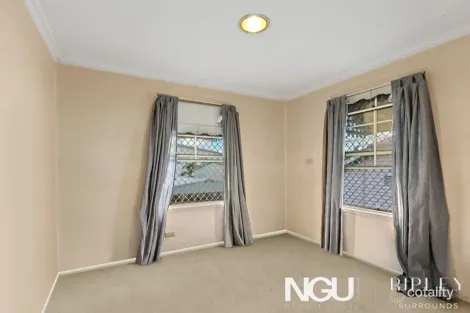 Property photo of 1/17 Doyle Street Silkstone QLD 4304