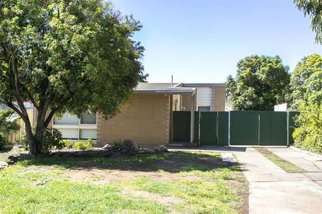 9 Uranbo St, Salisbury North, SA 5108