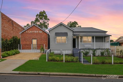 19 Gillies St, Rutherford, NSW 2320