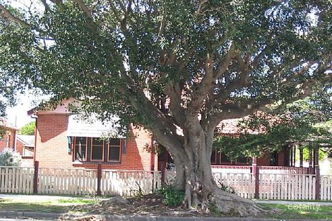 55 Gordon Ave, Hamilton, NSW 2303