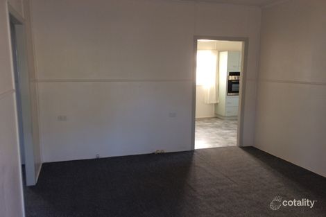 Property photo of 9 Cambridge Street Silkstone QLD 4304