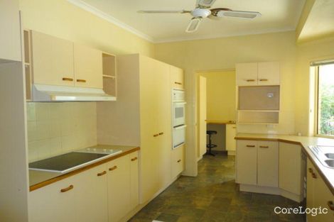 Property photo of 5 Cringle Place Mount Ommaney QLD 4074