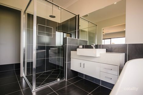 Property photo of 16 Gordon Avenue Pacific Heights QLD 4703