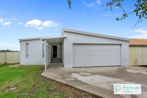 71 Kenny Dr, West Tamworth, NSW 2340